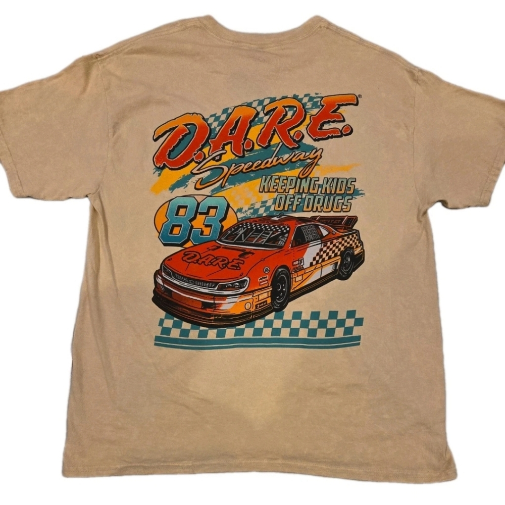 D.A.R.E.  Speedway Men's Beige Racing Graphic Tee L NWOT